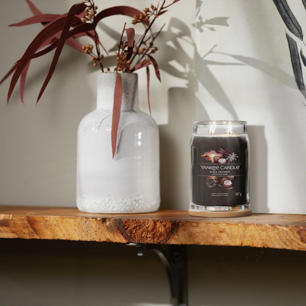 Yankee Candle Black Coconut Large Jar Extra Image 1